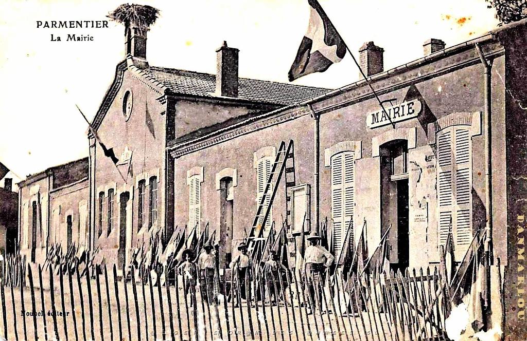 PARMENTIER - MAIRIE  - 1915.jpg